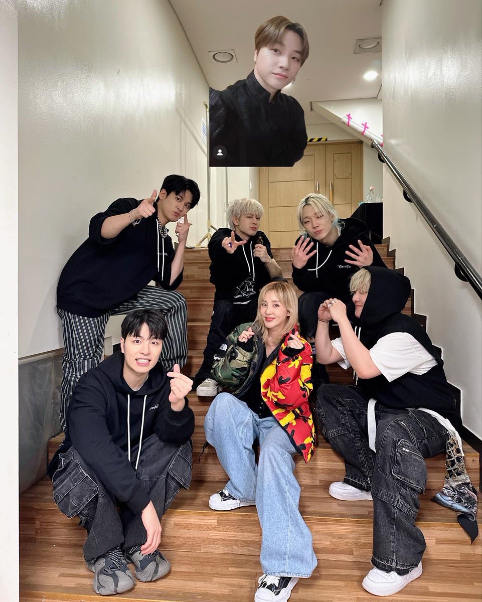 Sandara Park (@krungy21) on Twitter photo 너무 오랜만에 만난 울 코니들🥹 역시 명곡이 너무 많고! 내가 좋아하는 노래두 너무 많구! 너무 잘한당~!!! 😆👏🏻👏🏻👏🏻 기다릴게 아이콘!!! 건강히 돌아와~!!! 😀♥️♥️♥️♥️♥️♥️ 
#ikon #아이콘 너무 오랜만에 만난 울 코니들🥹 역시 명곡이 너무 많고! 내가 좋아하는 노래두 너무 많구! 너무 잘한당~!!! 😆👏🏻👏🏻👏🏻 기다릴게 아이콘!!! 건강히 돌아와~!!! 😀♥️♥️♥️♥️♥️♥️ 
#ikon #아이콘