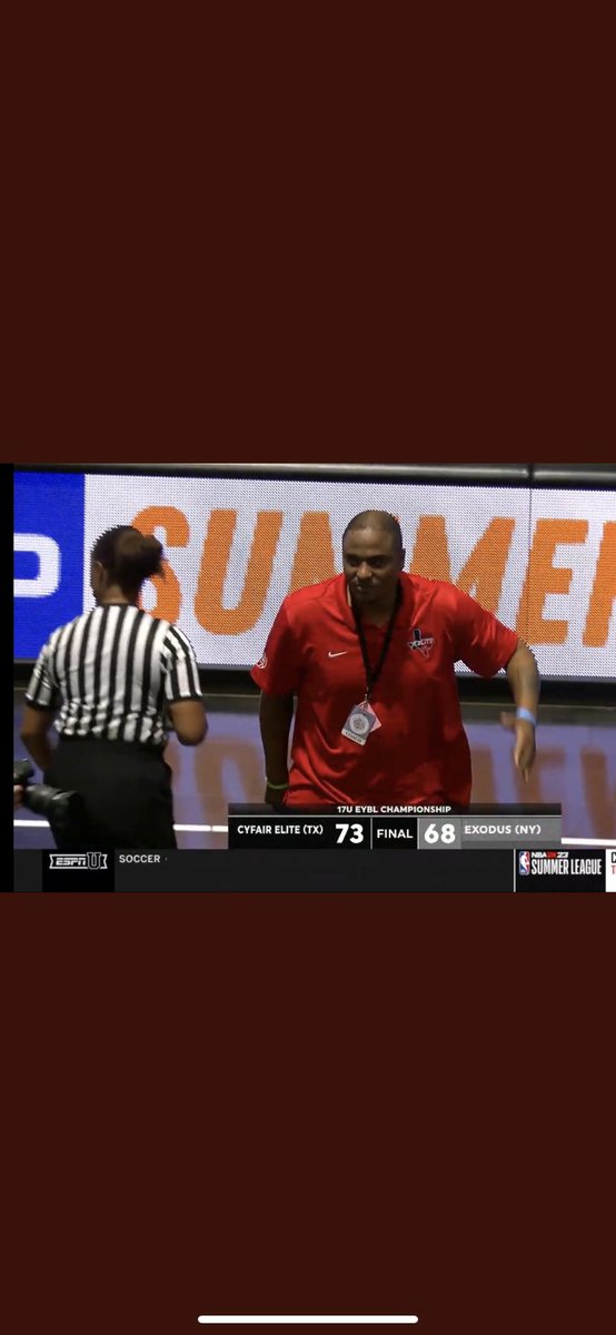osneed11's tweet photo. It took a year and some change at CyFair. The last EYBL champion boy or girl in the state of Texas since idk. Year two at Lamar University and we are far from done. They showing love to all these other program changers. I decided to love myself.#ONDAMOVE https://t.co/XVCLRMnJaq