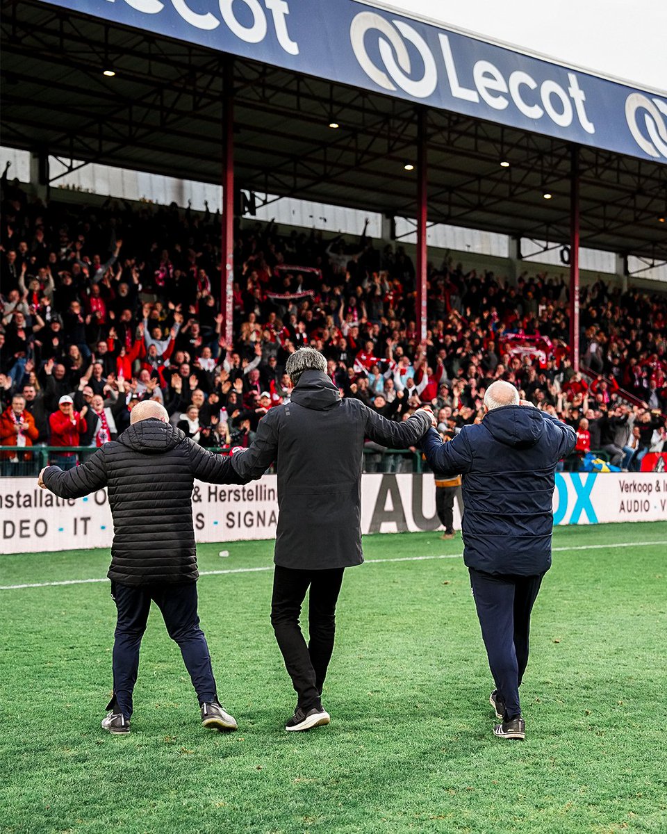 official_rafc's tweet photo. Things you love to see 😍❤️🤍 #AntwerpFirst https://t.co/ywgzZIEcYE