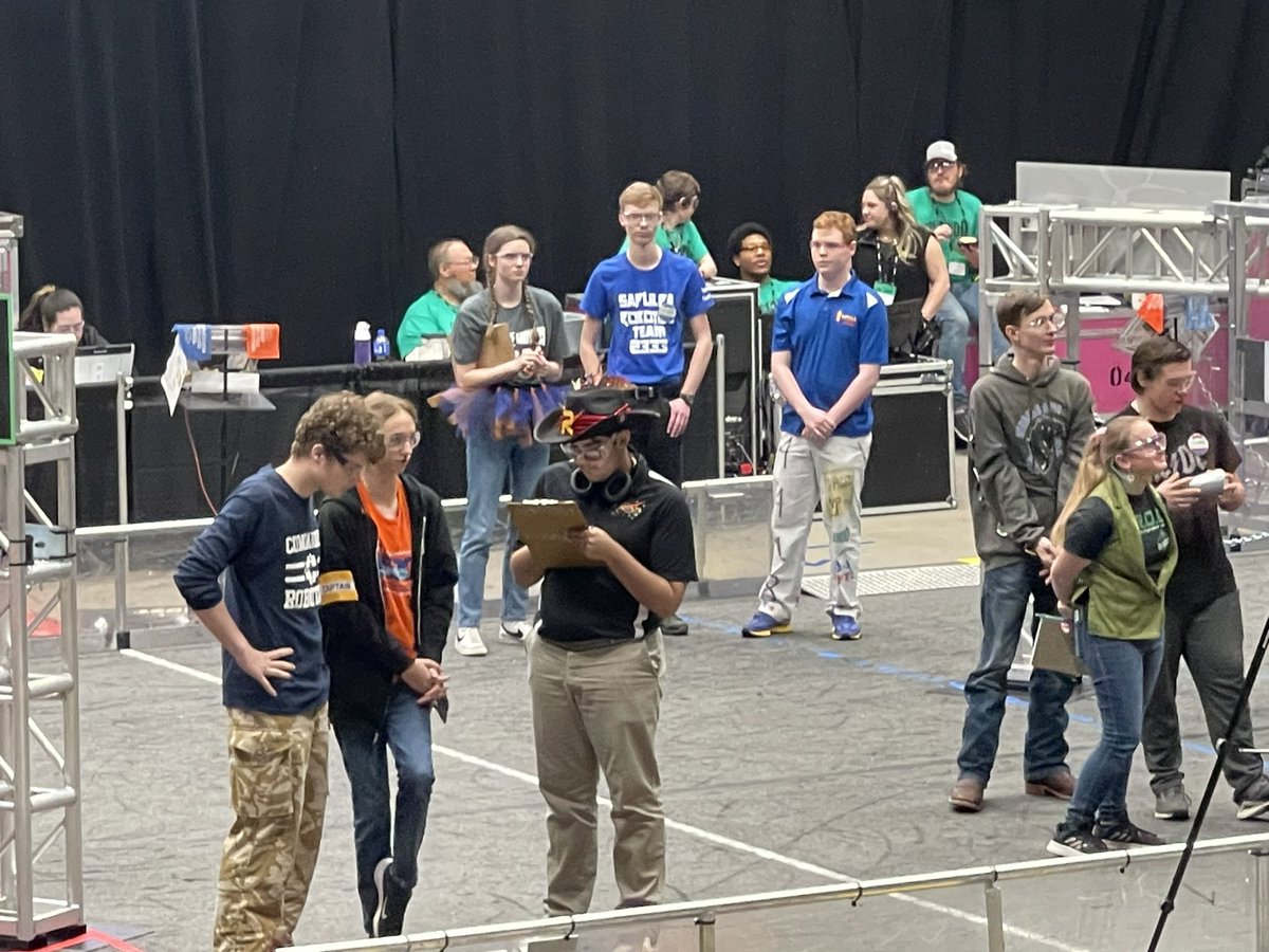 FRCTeam31's tweet photo. Prime Movers are in the playoffs! Go Alliance #6! #whatmovesyou #havefun31 #FIRSTinOklahoma https://t.co/VXKLVV9Mc4