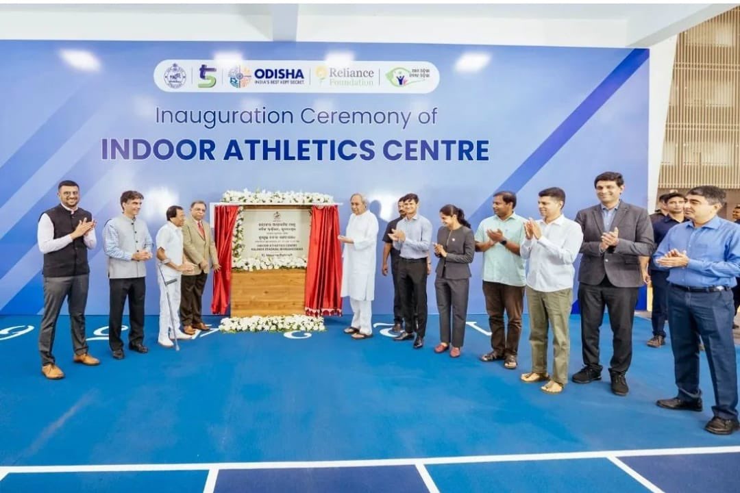 tweetamiya's tweet photo. I am fortunate to witness the journey of transformation from grass to International stadium &amp; now from International stadium to South Asia’s first ever Indoor stadium,we grew with it.Thank you very much @naveen_odisha @Vkpandianfancl1 @rvineel_krishna For making a dream come true https://t.co/6A8wP21Z7h