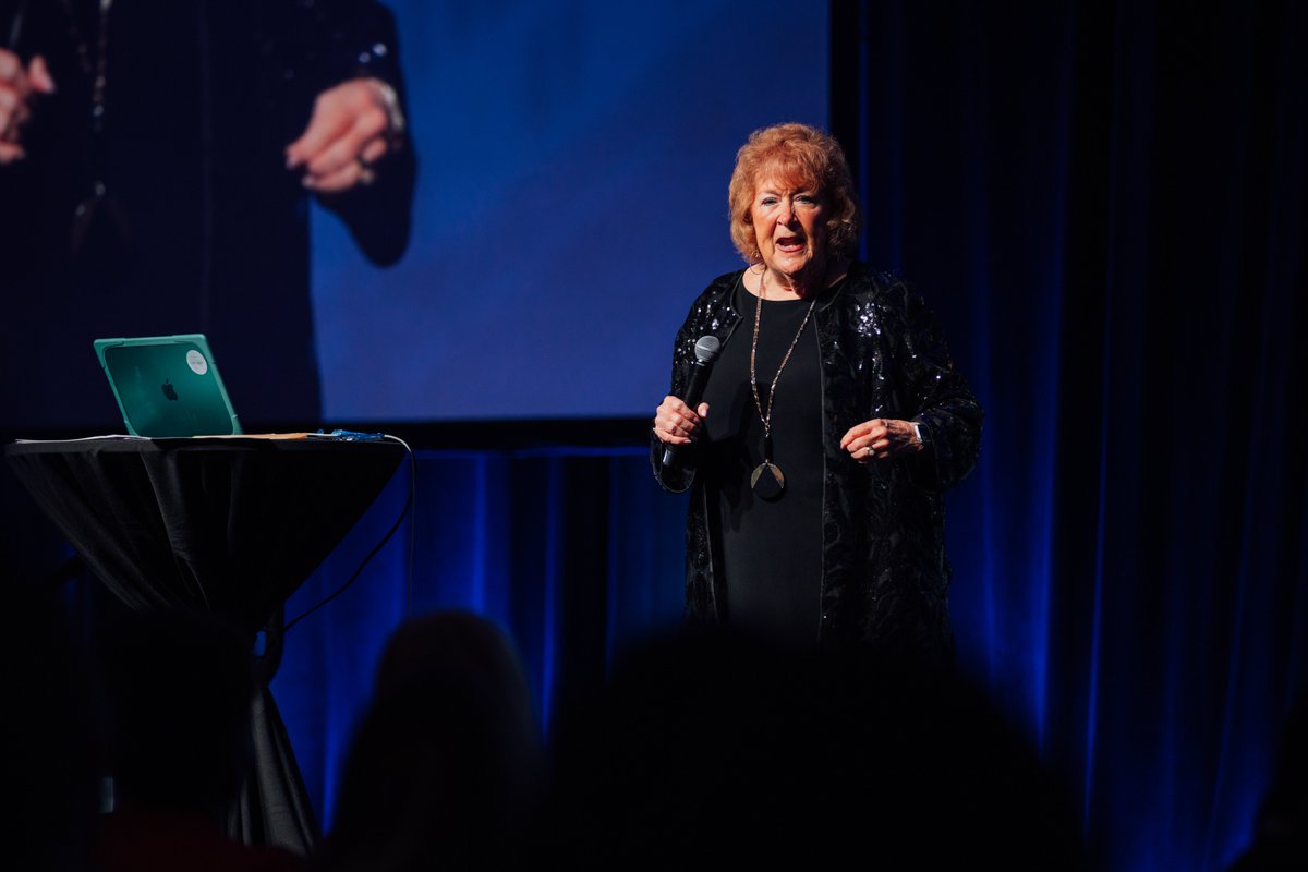 AccuTrainK12's tweet photo. The incredible Debbie Silver kicked off main conference at the Orlando Innovative Schools Summit yesterday afternoon! For information on our upcoming Summits, please visit the link in our bio.

#innovativeschoolssummit #teachersfollowteachers #educationmatters #conference https://t.co/alwkMuLH6d