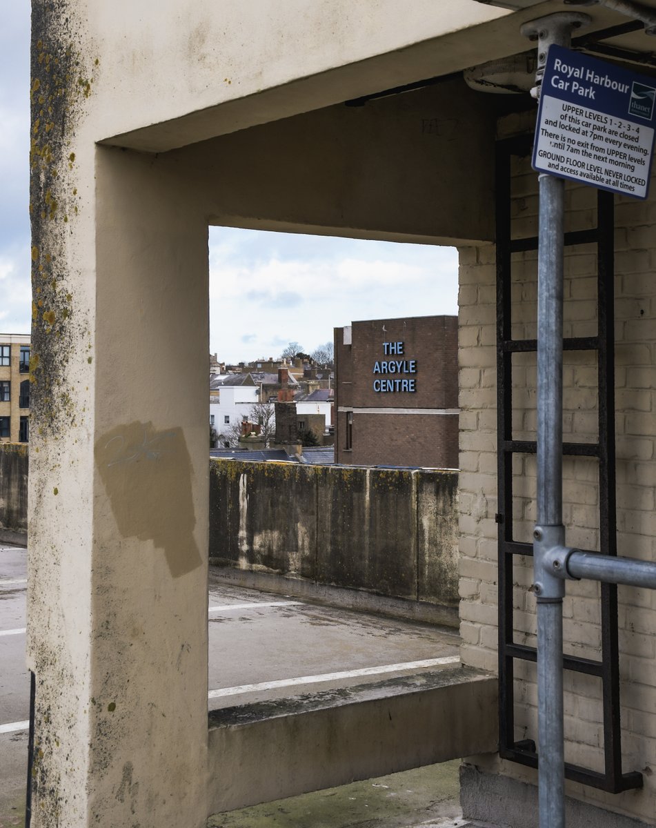 shiney05's tweet photo. Multistorey Stories #2
#photography #NewTopographics #multistorey https://t.co/stQ3s9Mk30