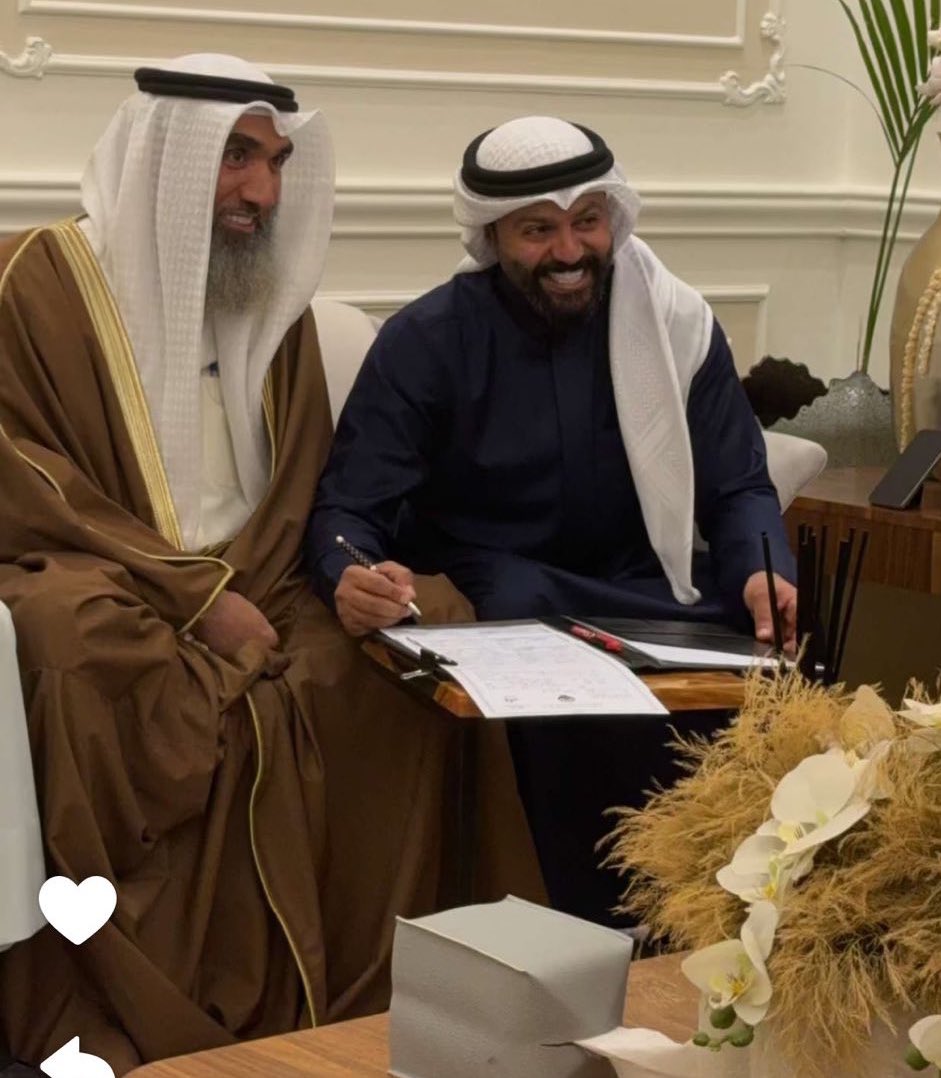 قورجس tweet media