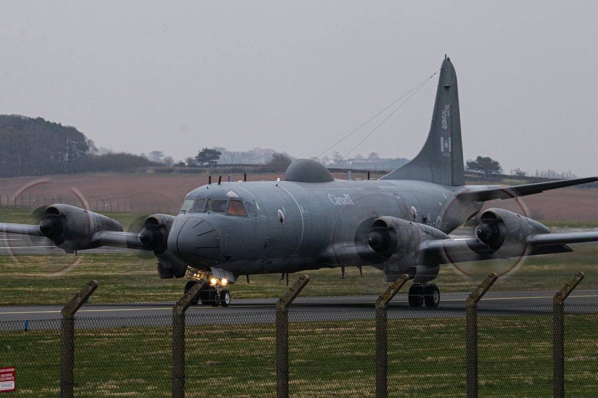 In a world where maritime patrol operations will be dominated by the P-8 Poseidon, every opportunity must be taken to catch the rare @RCAF_ARC CP-140 Aurora fleet with 140116 callsign CFC0466 arriving at #PrestwickAirport this afternoon #AvGeek #RadioGeek #MilMonWorld