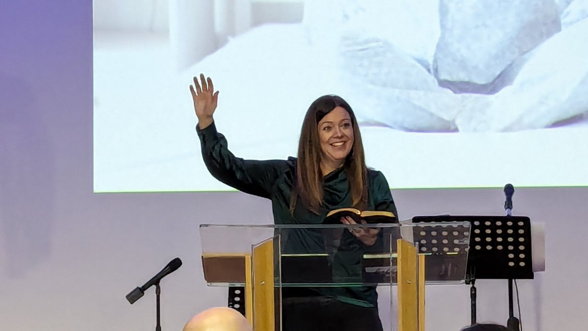 YPRobbieP's tweet photo. It was great to have @GavCalver and @AnneCalver with us today for the @elimpentecostal Network ONE Conference. #NetworkOne https://t.co/N0G43tLBYx