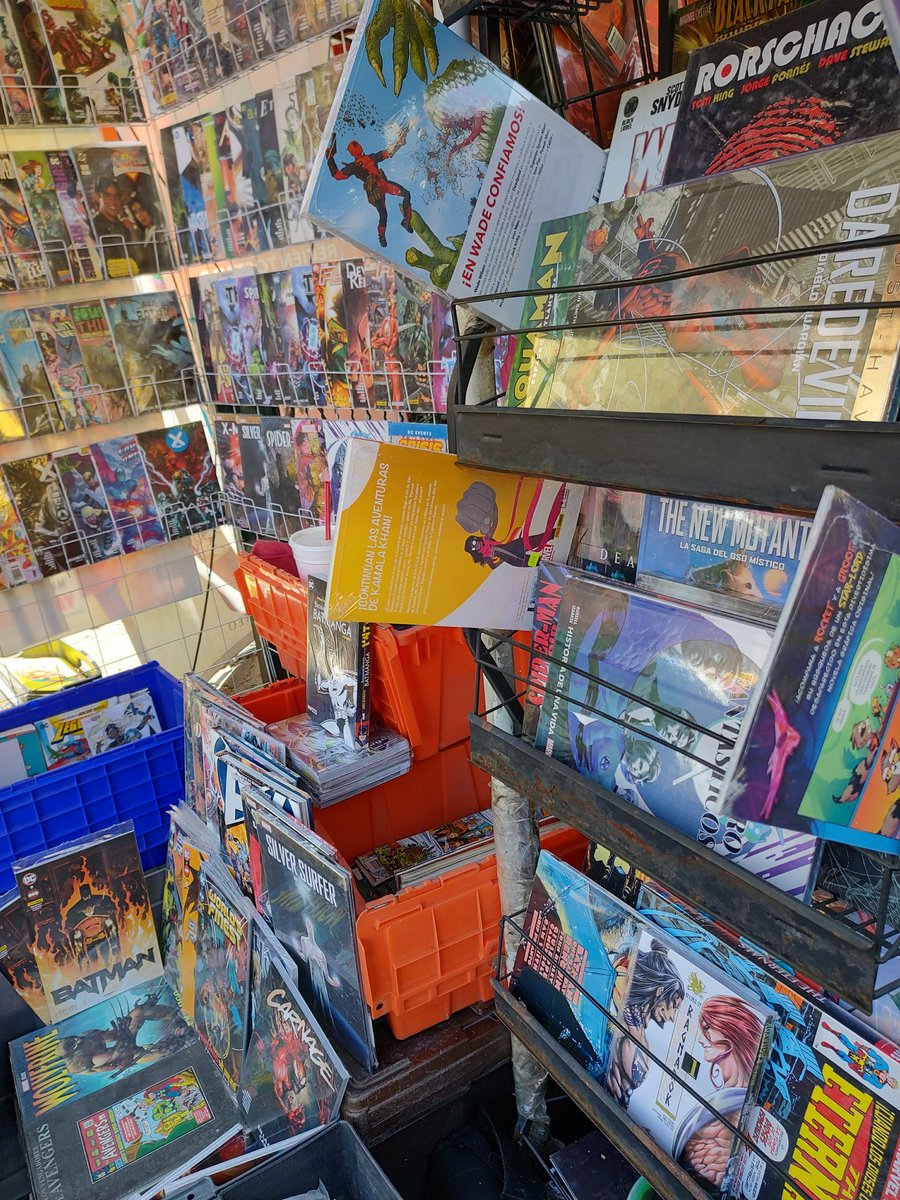 DComicShop1's tweet photo. Como todos los sábados ya listos para atenderlos!!! Hoy hasta las 5pm
#compra #venta y #cambio 
#comics #comicsenespañol #vintages
Nos ubicamos a espaldas del metro portales dirección tasqueña. En Antillas y santacruz, Alcaldía Benito Juárez https://t.co/hmfDZuRjSv