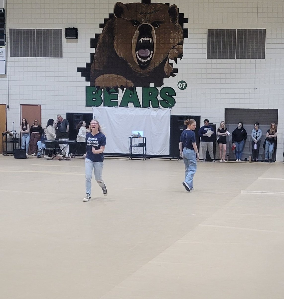 ELJDavis's tweet photo. Ending Quarter 3 with our first Arts Assembly @bashabearnation I will always support the Fine Arts!!! https://t.co/zCh8MvS8If