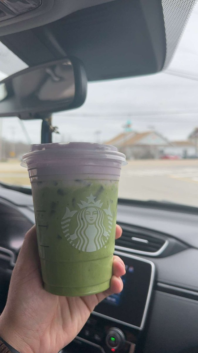 JustLikeeIsaac's tweet photo. @Starbucks you guys really did that 😍😍 taste sooooo good https://t.co/qognZMl0iQ