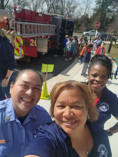 DouglasMacArthurPrincipal tweet media