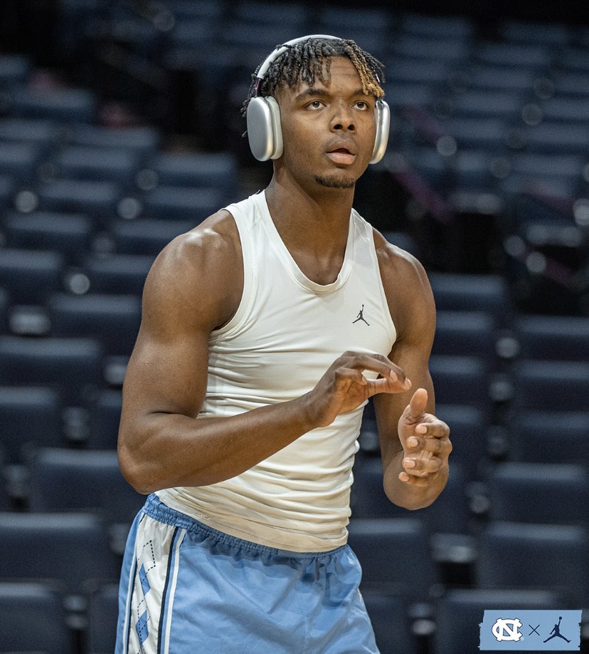 GrantHughesNC's tweet image. How #UNC is preparing for tonight’s game vs how Duke is preparing…