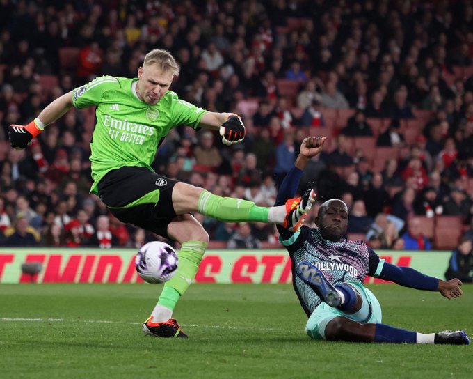 EPL: Arsenal 2-1 Brentford
