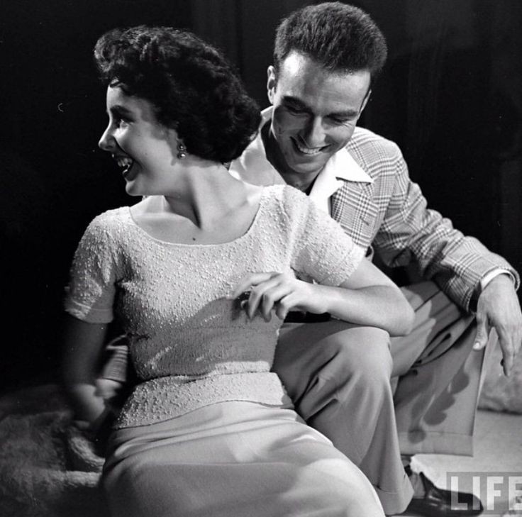 Elizabeth Taylor & Montgomery Clift - 1950 #OldHollywood