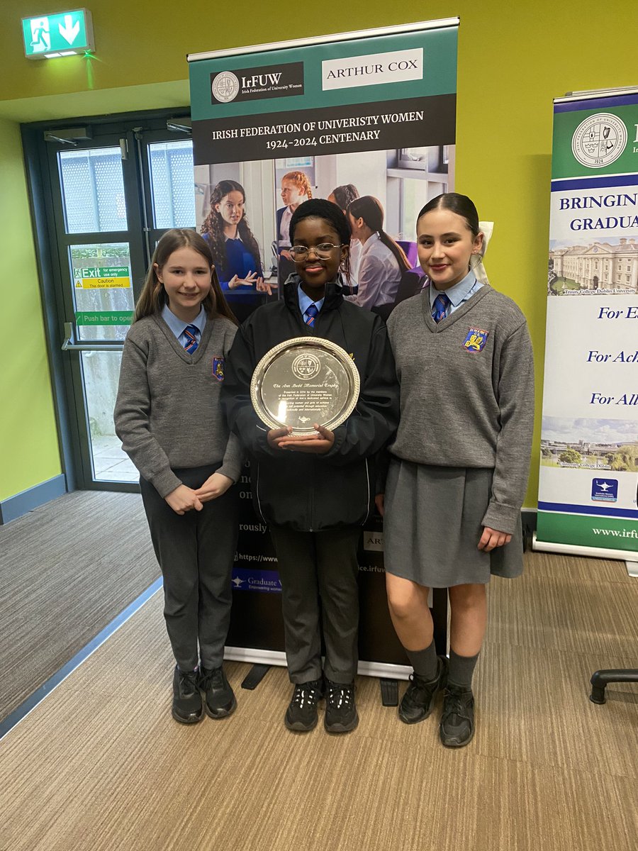 Miss Morrin tweet media