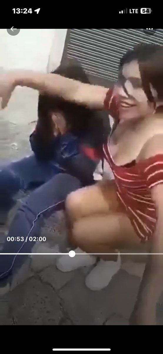 pauly_caceres's tweet photo. @EmergenciasEc Ojalá la apresen pronto, es un peligro esa chica https://t.co/ggNBP9M8vx
