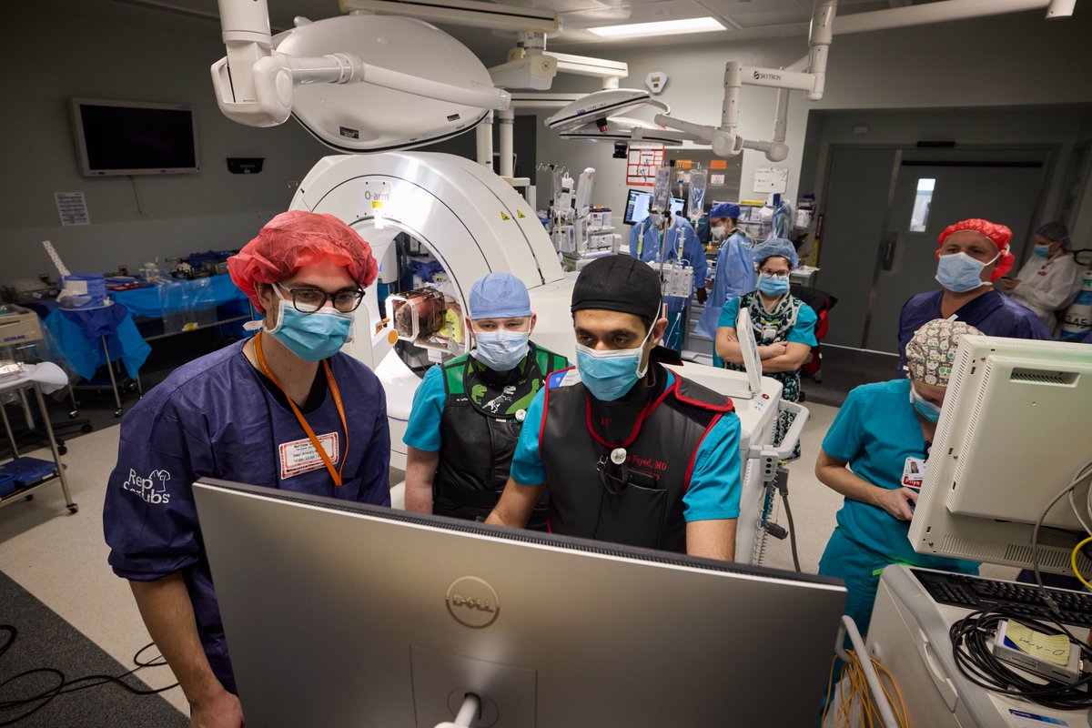 islamfayed's tweet photo. This week at Cooper University Hospital, we completed the first robotic Deep Brain Stimulation surgery in the state of NJ! 
@CooperHealthNJ 
@RenishawMedical 
@DrAjithThomas https://t.co/2ZGNqh8Fv7