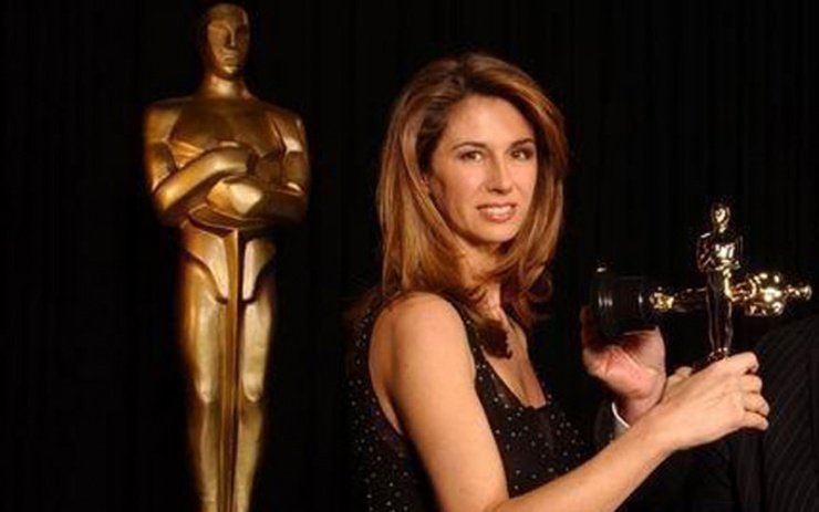 bullock25's tweet photo. Como extraño las retransmisiones de Ana Garcia Siñeriz y Jaume Figueras en los #Oscars estos si que eran grandes profesionales. https://t.co/6F4FAGnB9M