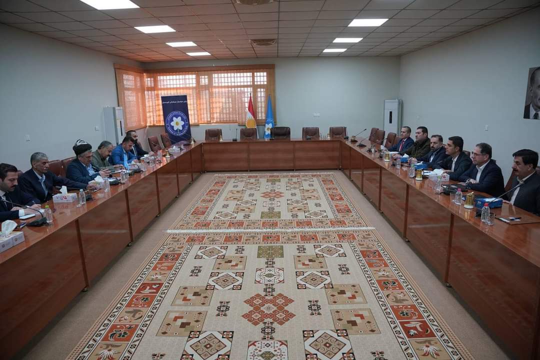 darbaz_kosrat's tweet photo. Today, I led a delegation to visit Mr. Mohammed Haji Mahmoud @MehmudHeci, head of the #KSDP
We discussed important regional developments and the importance of unity among political parties in Kurdistan region to safeguard Kurdish rights and maintain the stability of our region. https://t.co/TrgBNdBdu7