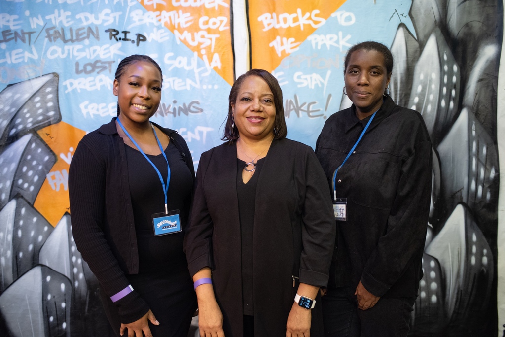 Second Wave (@secondwave1) on Twitter photo We extend our sincerest congratulations to <a href="/Brenda_Dacres/">Brenda Dacres OBE</a> on being elected as the new Mayor of Lewisham. Your unwavering support is greatly appreciated and we look forward to continue working with you.
#community #secondwaveyouth #deptford #strongertogether We extend our sincerest congratulations to <a href="/Brenda_Dacres/">Brenda Dacres OBE</a> on being elected as the new Mayor of Lewisham. Your unwavering support is greatly appreciated and we look forward to continue working with you.
#community #secondwaveyouth #deptford #strongertogether