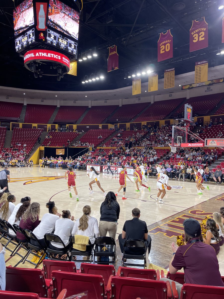 andrewtaylor09's tweet photo. Last Saturday I was able to attend:
@SunDevilBeachVB at 10am
@SunDevilWBB at noon
@pattillmanfnd #PintsForPat at 2pm
@SunDevilHockey at 5pm
@ASUSoftball at 8pm
What a day!! (Or just a standard day for @ZachWargo3) ππ± #GoDevils #ForksUp https://t.co/T97UHp56TY