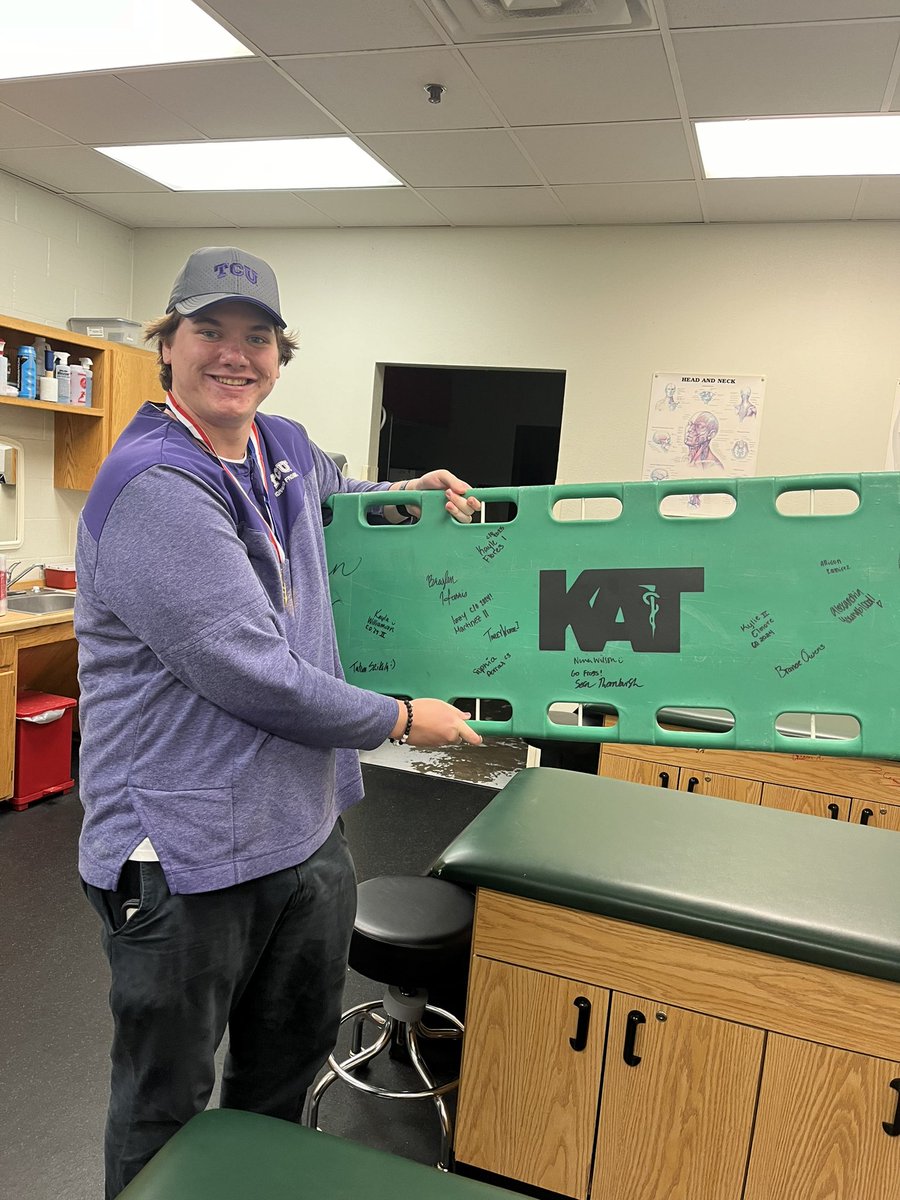 Sean Thornburgh, 1st year <a href="/HornedFrogAT/">TCU Athletic Training Program</a> MSAT student, finished his rotation w/ us. Grateful for his contributions and happy he got the opportunity to learn and gain more experience with us! Autograph now on the spine board!