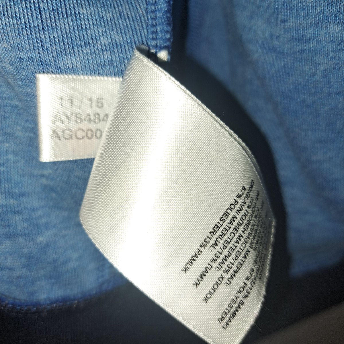 BelfastBlueFTGs's tweet photo. Adidas track top size Large 2015 release , 7/10 little to no signs of age £25 TYD , retweets appreciated please @T_C__B_S_T https://t.co/8y3Qww2xPJ