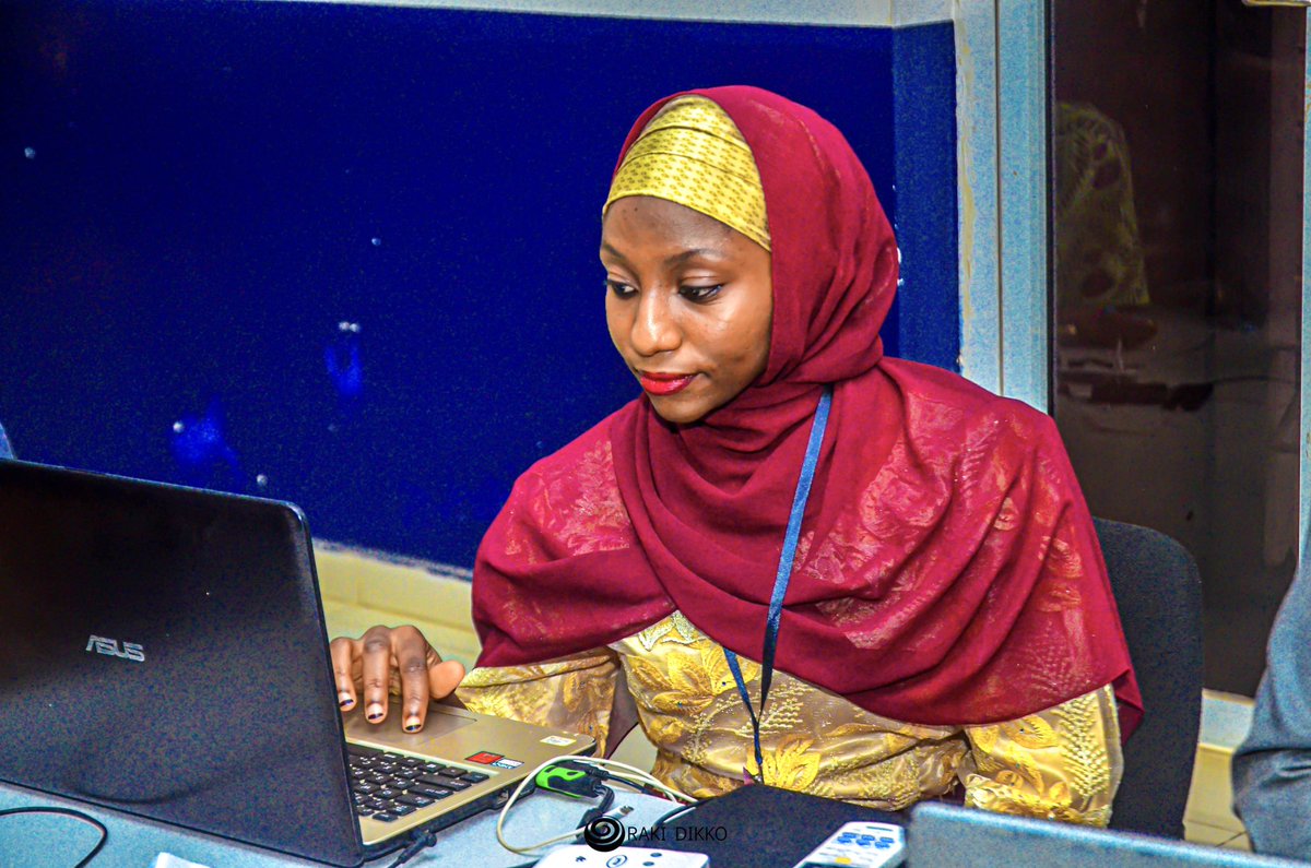 ZulaihatDesigns's tweet photo. Happy International Women's Day!

 @SCA_Kaduna  International Women’s Day event was successful indeed🥳🥳

A lot of impactful discussions about inclusion of women in tech were made by our amazing speakers and panelists. https://t.co/MdVrphnqaq