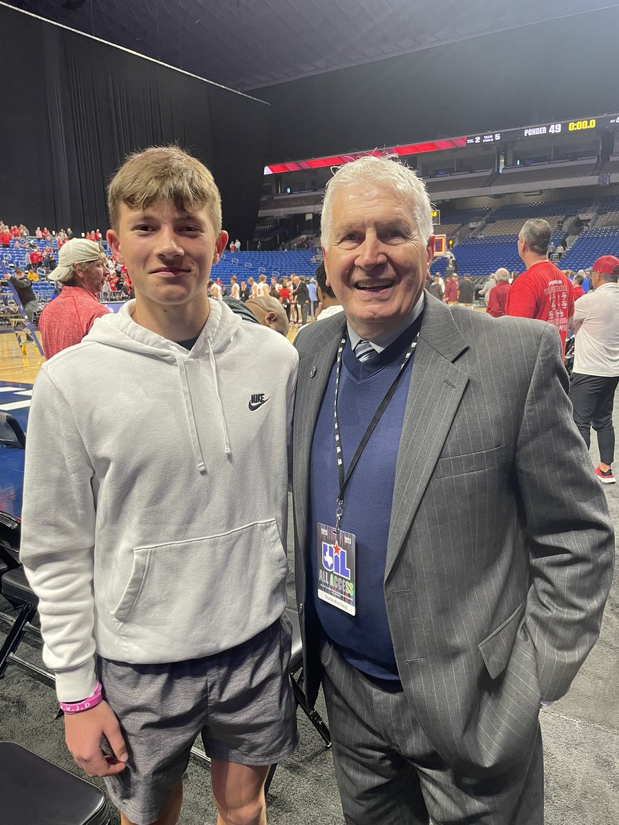 Thank you Coach Breithaupt! Thank you for making Brady’s 1st trip to the #UILstate boys basketball tournament a memorable one! @uiltexas #famILY #JOY