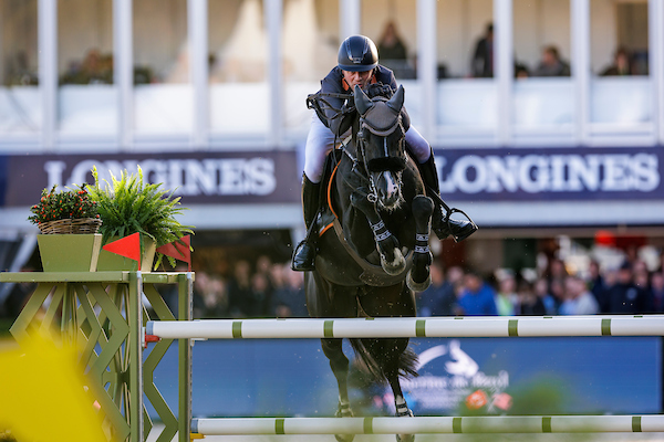 HorsewebDe's tweet image. Philip Rüpung gewinnt Stuteri Ask GP mit Baloutaire PS. Gedenken an Bo Bak Andersen in Herning. (Foto: Archiv/ Lafrentz)  horseweb.de/2024/03/09/bal… 
#springsport #showjumping #gestuetlewitz #coursedesign