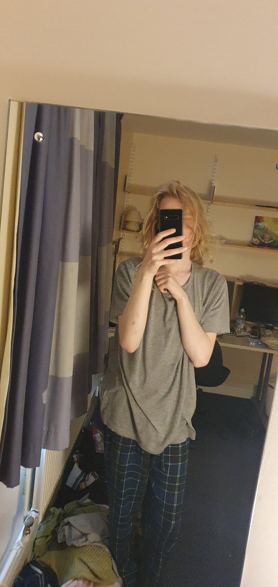 AmyIsTrans's tweet photo. would u let her come into ur room and cuddle all ur plushies https://t.co/h55BEzmcaL