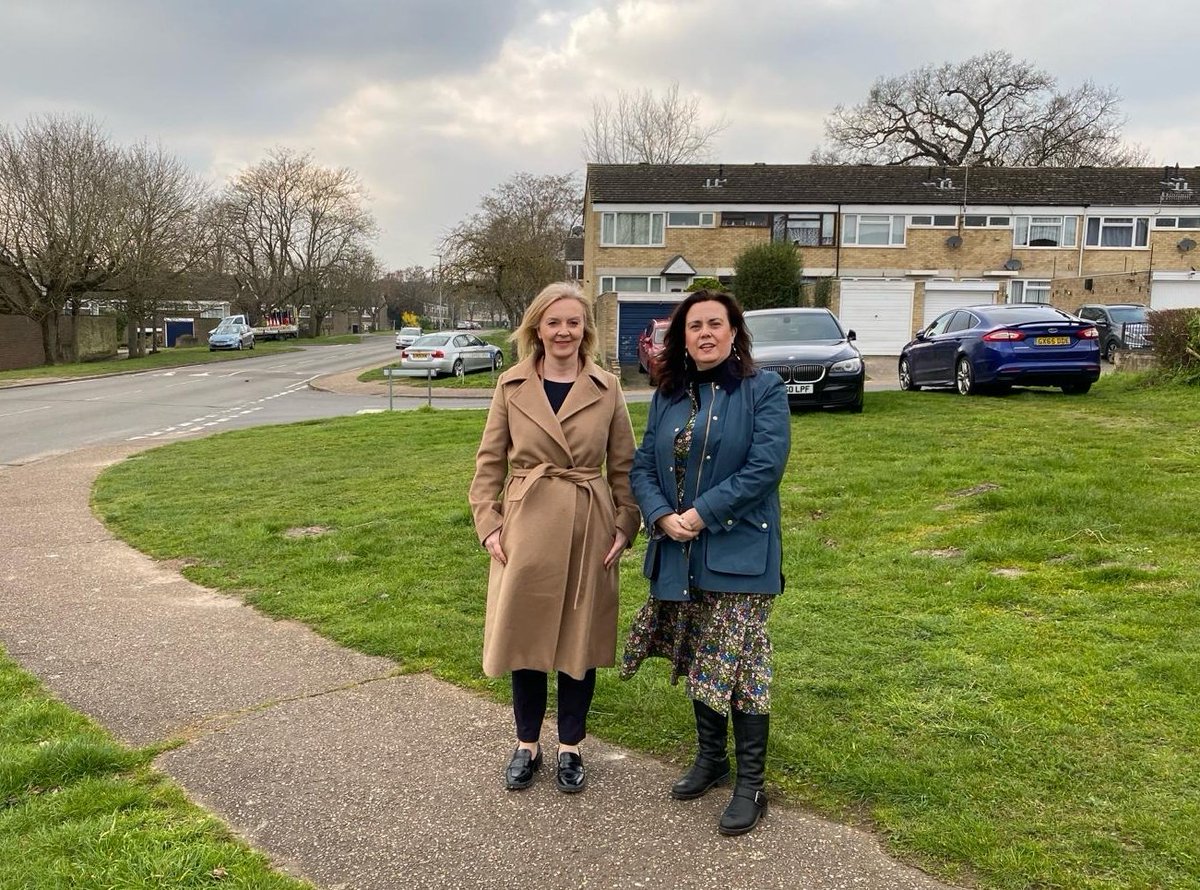 trussliz's tweet photo. Out and about in South West Norfolk - #Narborough with @SWNCA campaign team, St Mary's #Beachamwell, Warings Furniture in #Larling and at Abbey Estate #Thetford with @janeliljames- following residents meeting. https://t.co/hJIm87EqRT