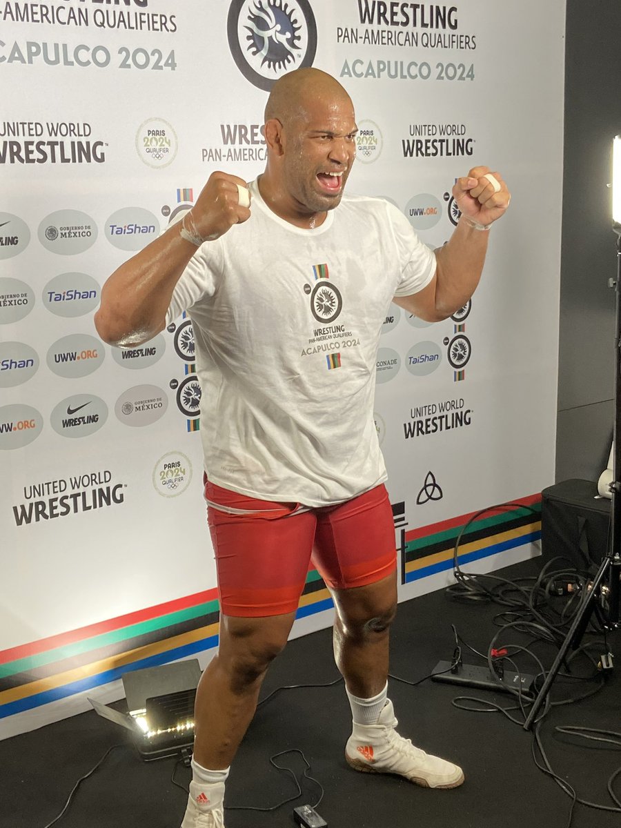 Chile Wrestling tweet media