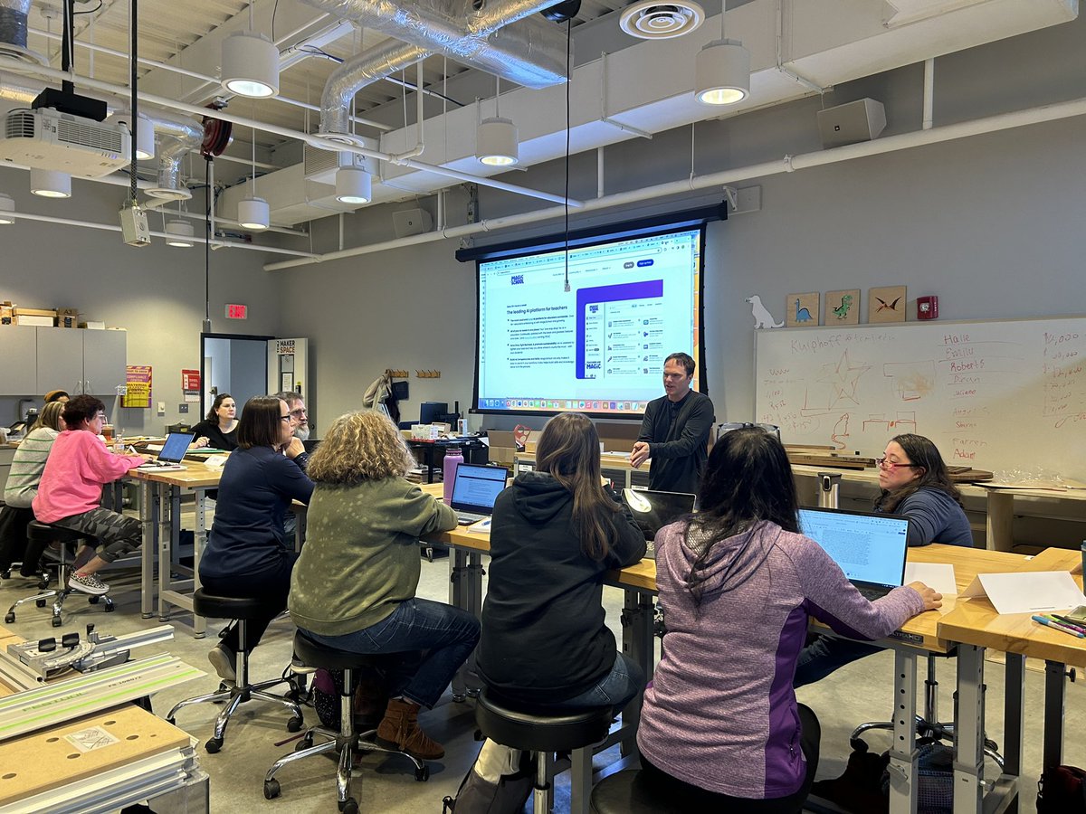 The Navigating Artificial Intelligence in Schools workshop for administrators with Professor John Kuiphoff is underway at TCNJ!