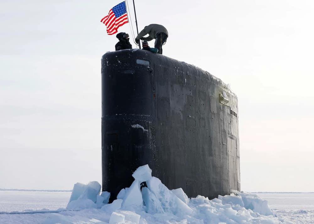 aviamilt's tweet photo. Welcome to the Arctic Circle, USS Hampton SSN 767 The Los Angeles-Class not far from the Russian Navy Installations and Subs https://t.co/0hhWx6594D