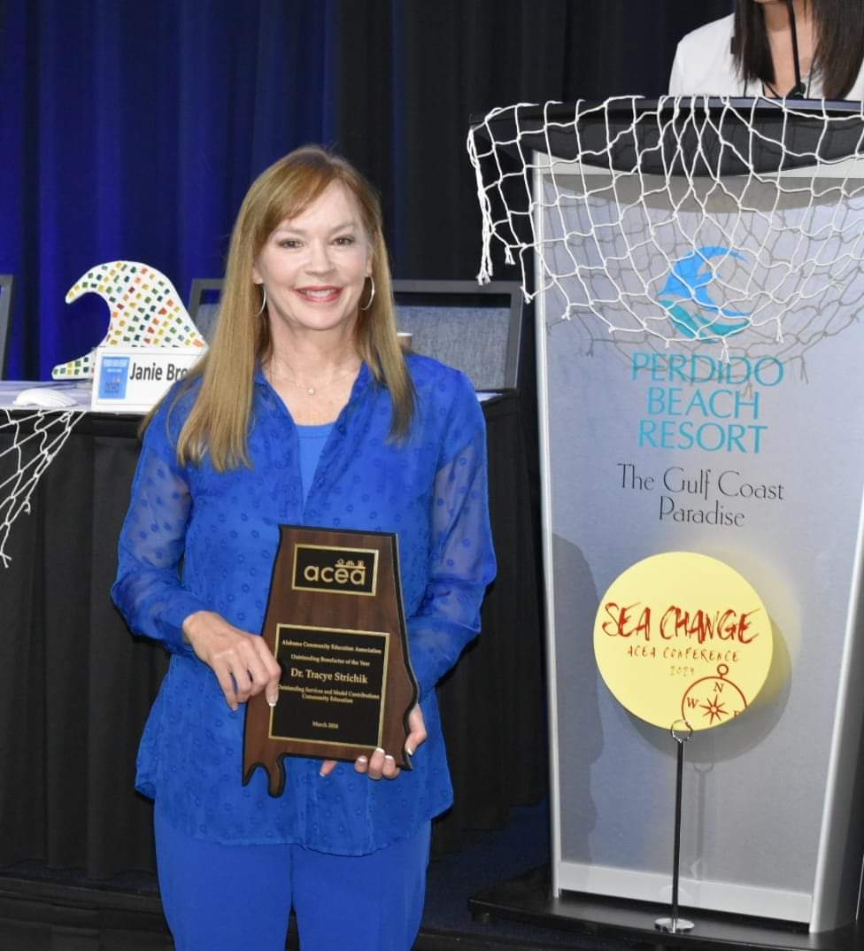 Congratulations to Dr. Tracye Cutts Strichik Alabama Expanded Learning Alliance. Dr. Strichik was awarded Outstanding Benefactor of the Year Award at the 2024 Alabama Community Education Association (ACEA) Conference!