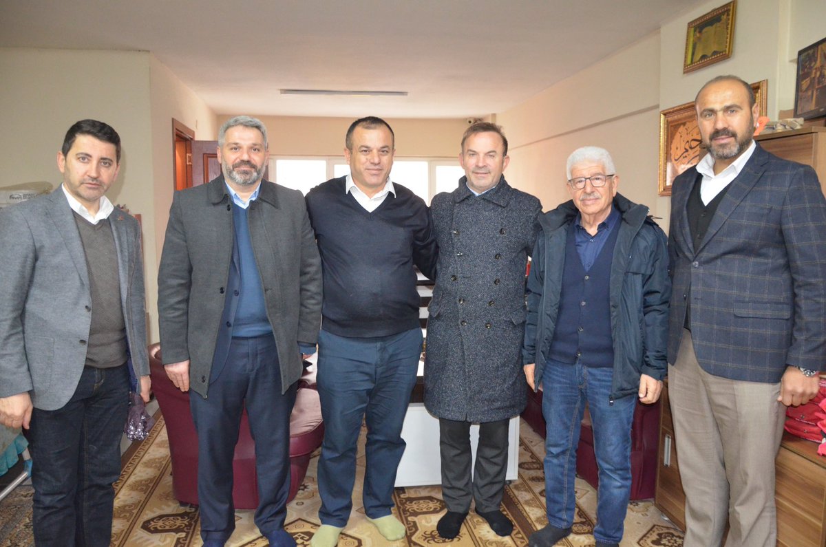 Geçtiğimiz günlerde kutsal topraklarımıza giderek umre ziyareti yapan değerli dostum, ilçemizin önemli iş insanlarından Adem Koçak Bey’in hayır duasını aldık. Allah kabul etsin değerli dostum.