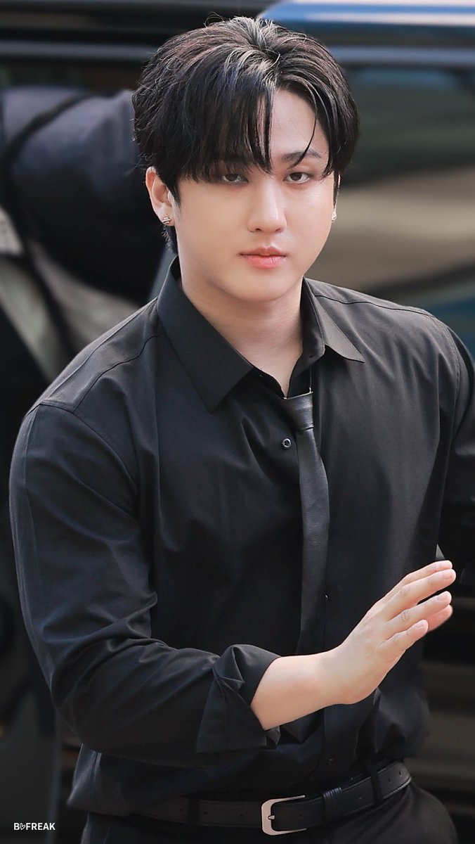 seochangbinpics's tweet photo. LIKE? https://t.co/huwPAdF4HO