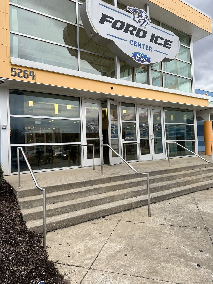 edgellcation's tweet photo. I was invited to attend a hockey game for this guy! My first hockey game as a spectator for one of my students 💛 They won and it was so much fun! Good luck today!!! 
#edgellcation #outsidetheclass #waytogo https://t.co/6dIDEHOLug