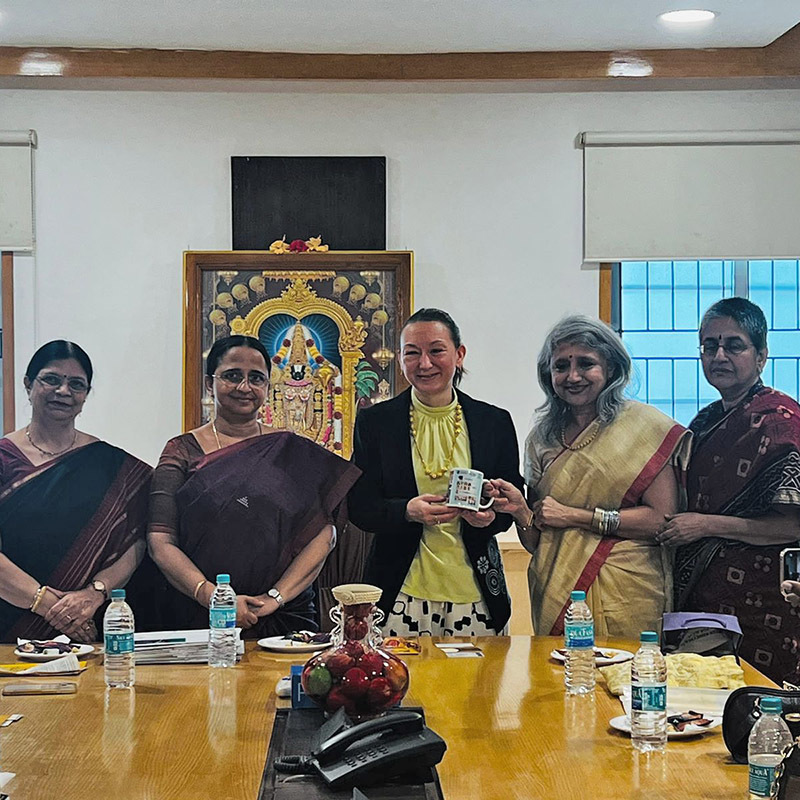 FranceinPondi's tweet photo. On 🌏 Women's Right day, I was pleased to be guest speaker at panel discussion on "Education & Girl's Empowerment" organized by SIMAT College.
#genderequility
#diplomatiefeministe https://t.co/lGyx83HBQ1