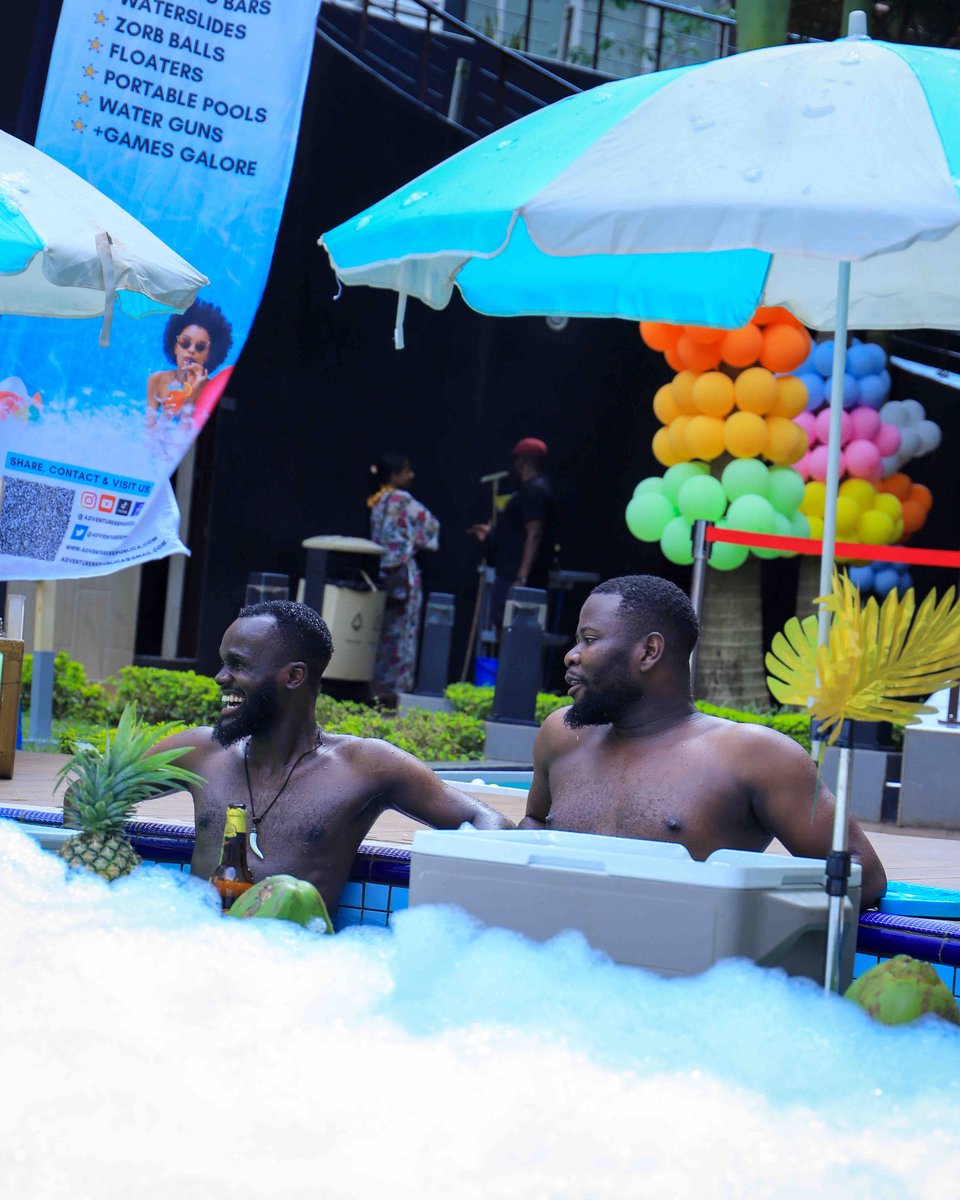 Tropicana Poolside tweet media