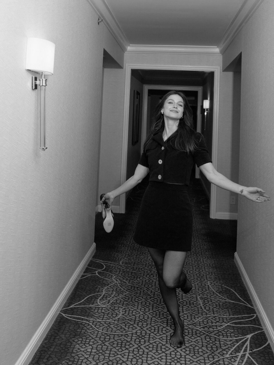 InspirationFlas's tweet photo. Melissa Benoist #actress #singer #Producer #melissabenoist https://t.co/mAHvhD9hlR