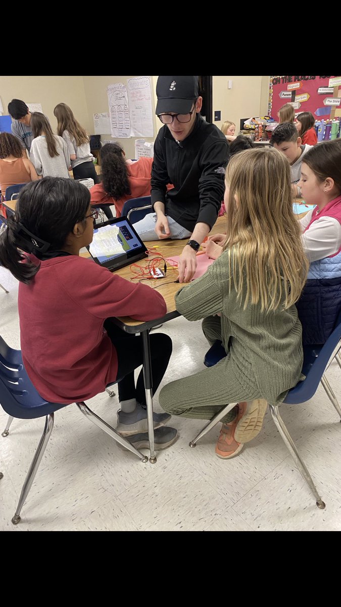 Dania Taha tweet media