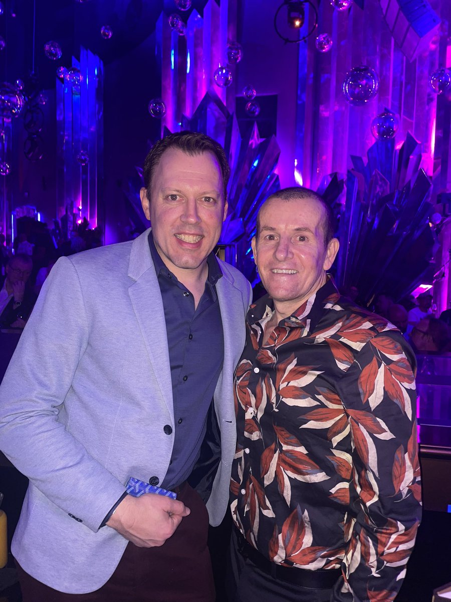 Robertson_Adam's tweet photo. What a fantastic night @VenetianVegas with my forever number one @kylieminogue Feeling very lucky indeed to be this close. Memories I will cherish forever #LasVegas #Kylie #kylieminogue #venetianvegas https://t.co/TNb89f0lDr