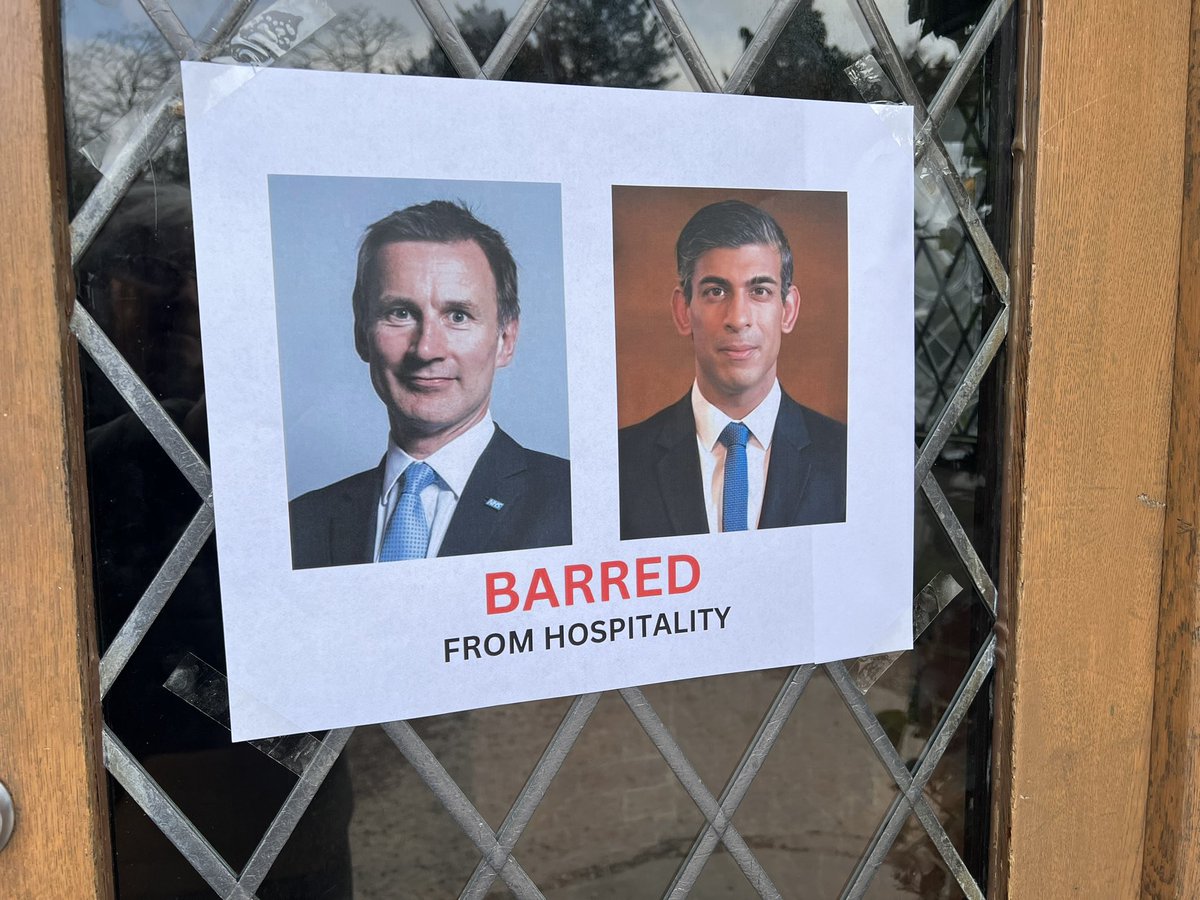 NailcoteHall's tweet photo. @carolvorders @GMB Come & visit me at Nailcote Hall if you’d like 2help our Hospitality Industry 2survive?Right now after the Budget I am trying 2get everyone in all areas of Hospitality 2use this poster & Ban @RishiSunak @Jeremy_Hunt & @Conservatives MP’s in @HouseofCommons #BacktheBan https://t.co/qtKJAPPiM5