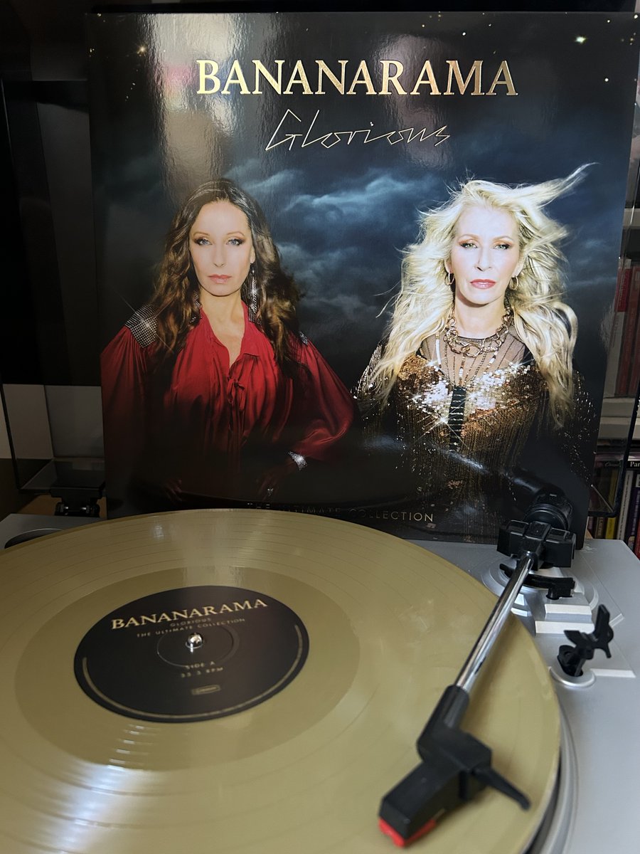 BootedGay71's tweet photo. #NowPlaying #Bananarama #Glorious
🇬🇧 HMV Exclusive #Gold #3LP #Vinyl 2⃣0⃣2⃣4⃣
AMAZING #NowOrNever #LaLaLove on vinyl 🥰 #DeepSeaSkiving #Bananarama #TrueConfessions #Wow #PopLife #PleaseYourself #UltraViolet #Exotica #Drama #Viva #InStereo #Masquerade #KerenWoodward #SaraDallin https://t.co/RXPlOH7DvH