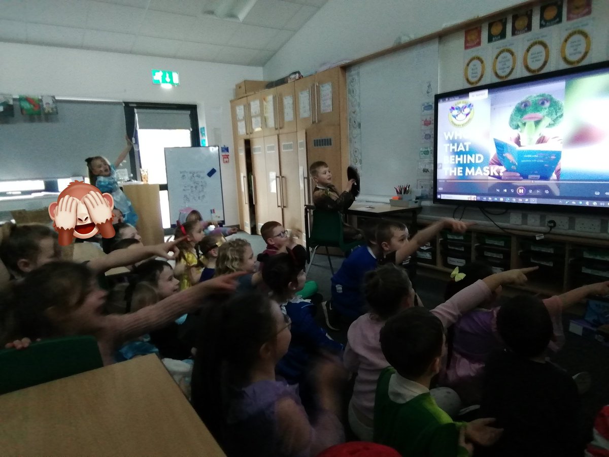 Year2OMG's tweet photo. Our favourite part of the whole day! Masked Reader! Who is behind the mask? Take it off.. Take it off.. Take it off! https://t.co/y3fMHsHzqQ