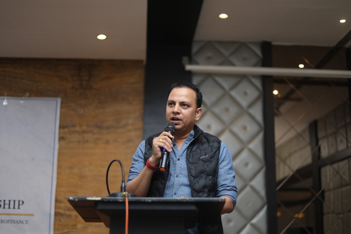 manishjhanepal's tweet photo. मित्र @kanchan_jha ले १७ वर्ष पहिले सुरु गरेको एउटा "सानो पाइला" अभियानबाट संस्था हुँदै आज एक संस्कार बनेको छ। लागु पदार्थ दुर्व्यसनबाट पीडित, भूमिगत राजनीतिमा आबद्ध युवा र महामारीबाट ग्रस्त बेला समाजलाई सघाउँदै, आज "महिला उद्यमशीलताको एक नयाँ पाइला" सुरु भएको छ। शुभकामना, जय होस।