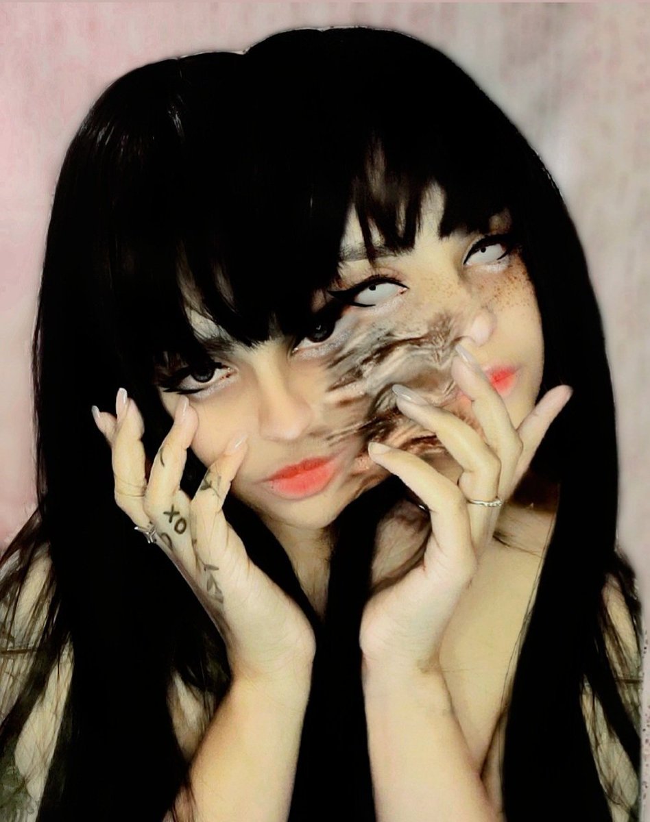 KeybladeKatie's tweet photo. Tomie cosplay. 
  Spur of the moment. https://t.co/gnVMhHRuO3