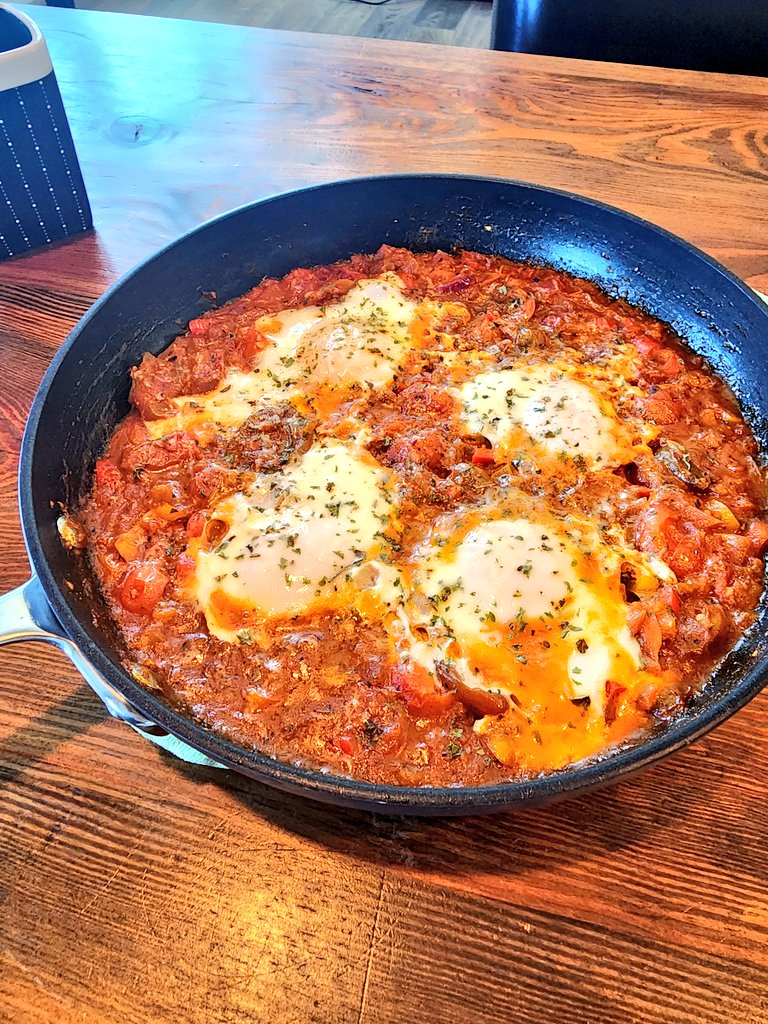 SamuelBHudson's tweet photo. #Shakshuka - savory, low-calorie, and anti-inflammatory. #CookIt https://t.co/LzL51JXnrG