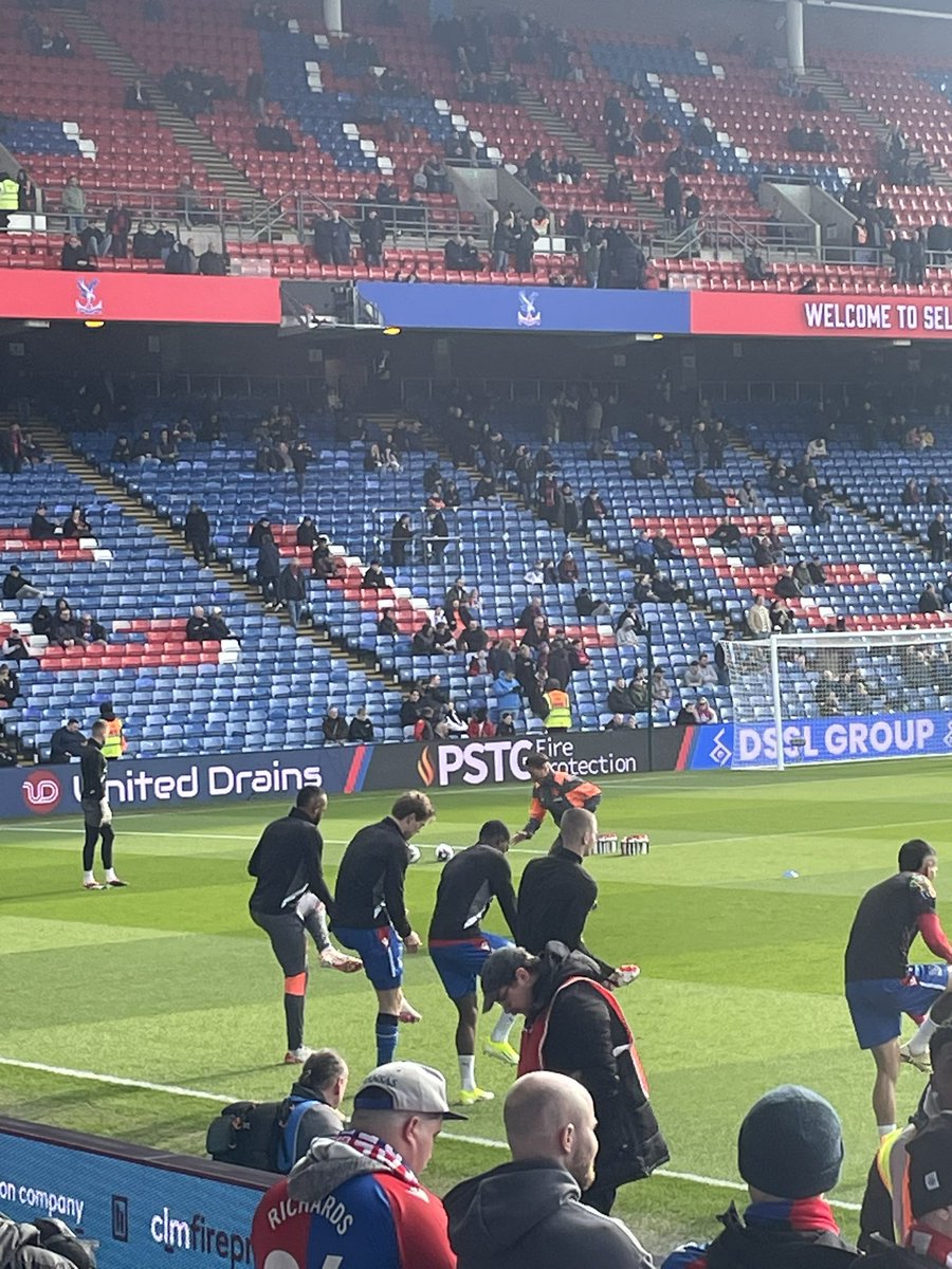 Go on boys ❤️💙